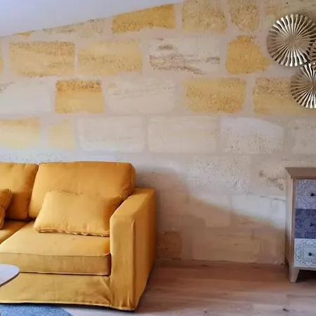 Apartment 6- Hypercentre, 4pers, Climatisation ,terrasse, Netflix Libourne